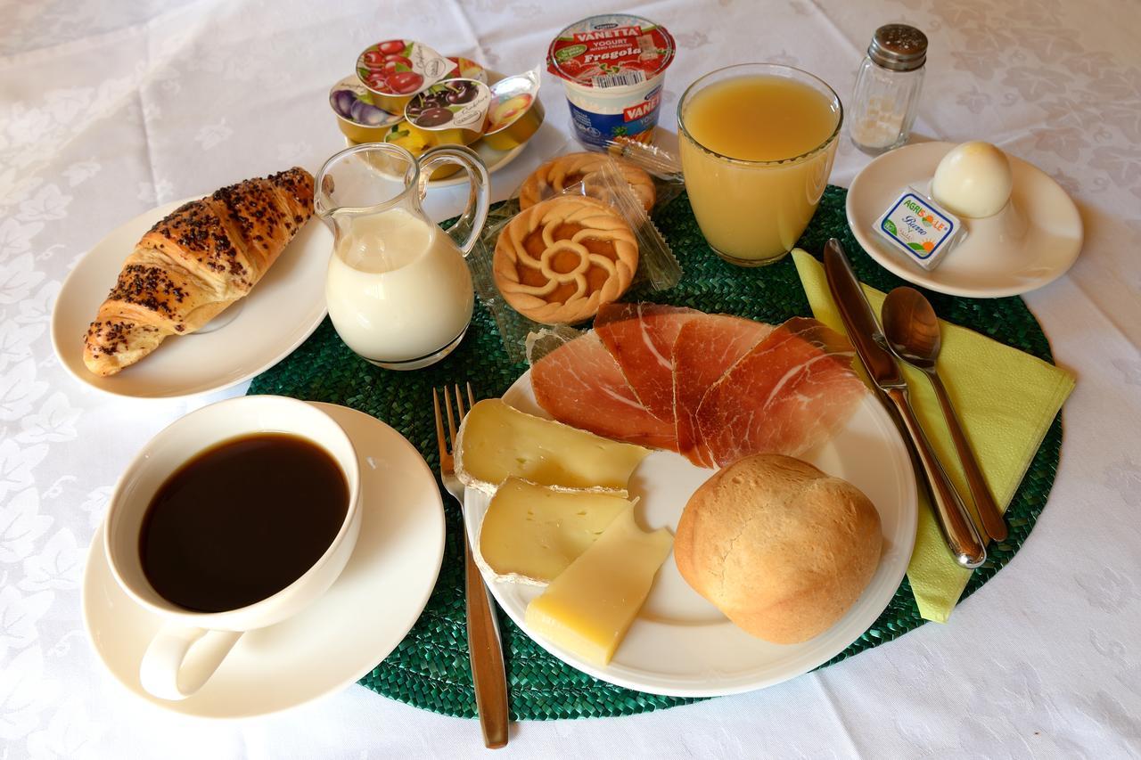 Hotel Soazza Kültér fotó