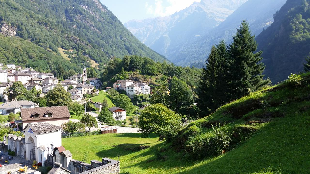 Hotel Soazza Kültér fotó