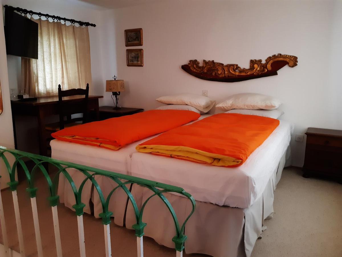 Hotel Soazza Kültér fotó